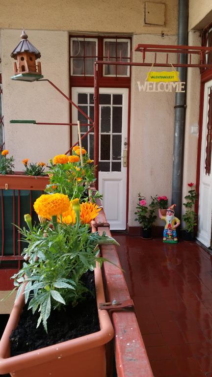 Valentina Guesthouse Budapeşte Dış mekan fotoğraf